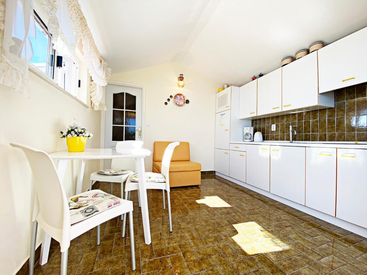 Apartments And Rooms Katarina Živogošće Eksteriør billede
